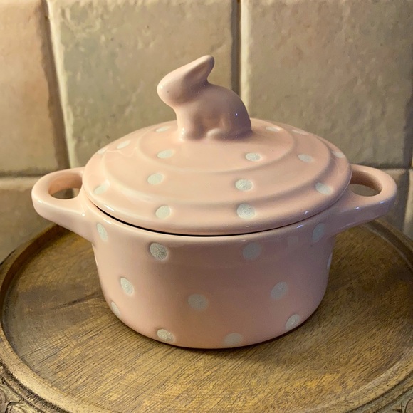 THE BAKE SHOP PINK POLKADOT BUNNY RAMEKIN WITH LIP - Picture 1 of 5